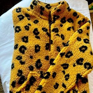 Style & Co. Cute warm & fluffy pull over sweater